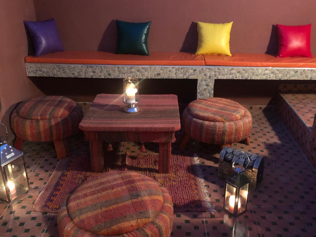 Riad Ramona Lqariya Seyaheya Marrakesh Buitenkant foto