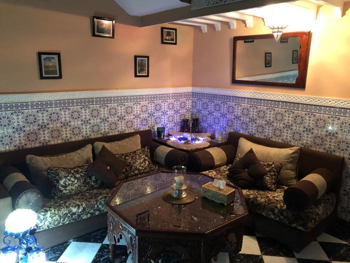 Riad Ramona Lqariya Seyaheya Marrakesh Buitenkant foto
