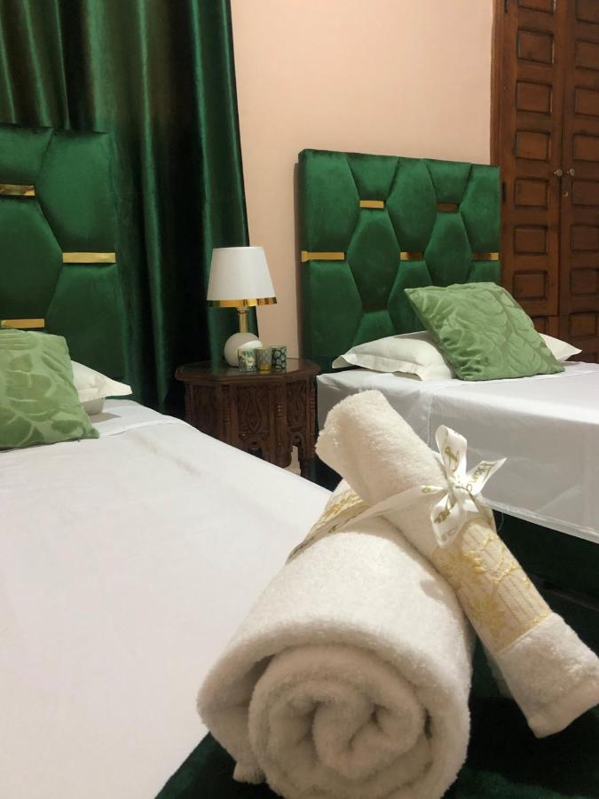 Riad Ramona Lqariya Seyaheya Marrakesh Buitenkant foto