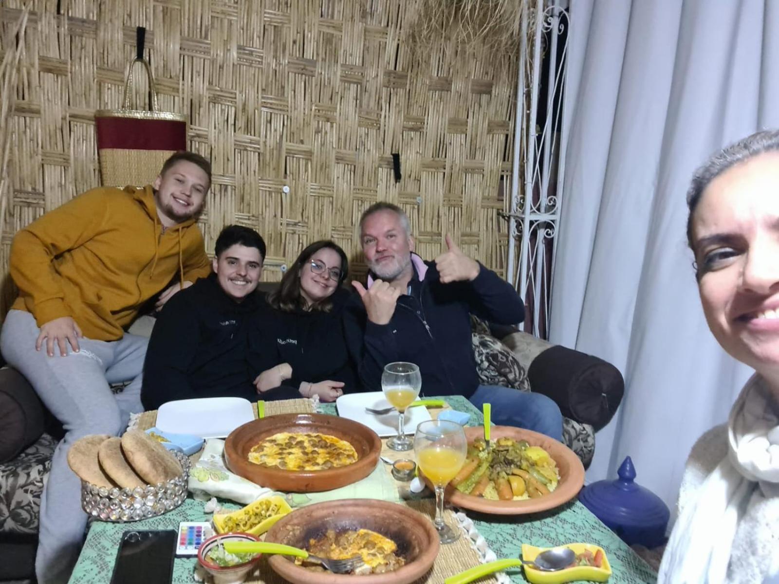 Riad Ramona Lqariya Seyaheya Marrakesh Buitenkant foto