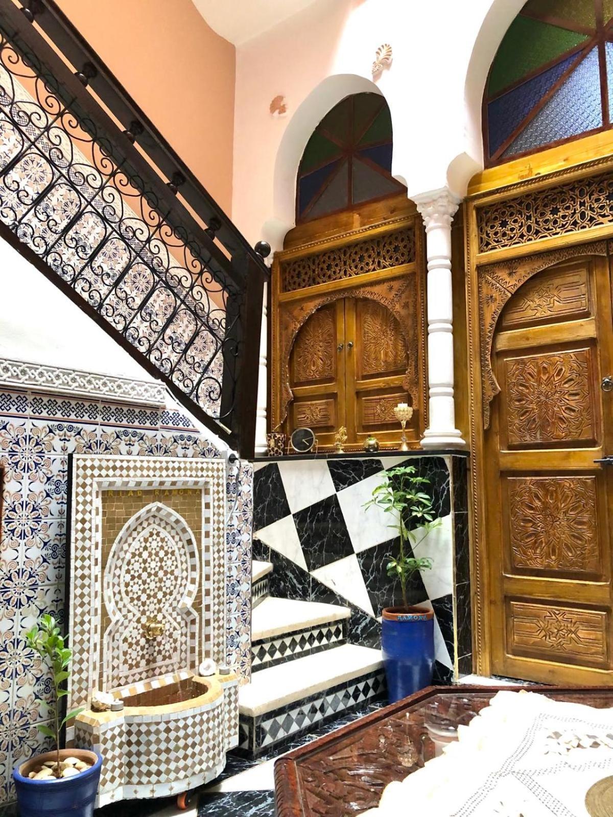 Riad Ramona Lqariya Seyaheya Marrakesh Buitenkant foto