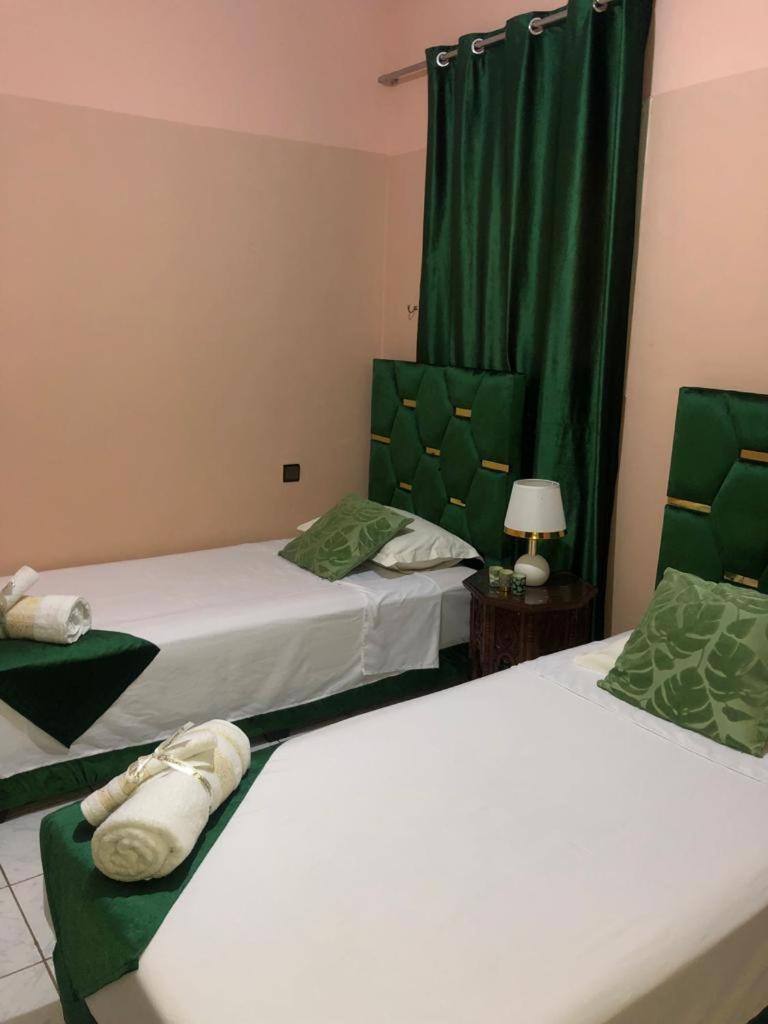 Riad Ramona Lqariya Seyaheya Marrakesh Kamer foto