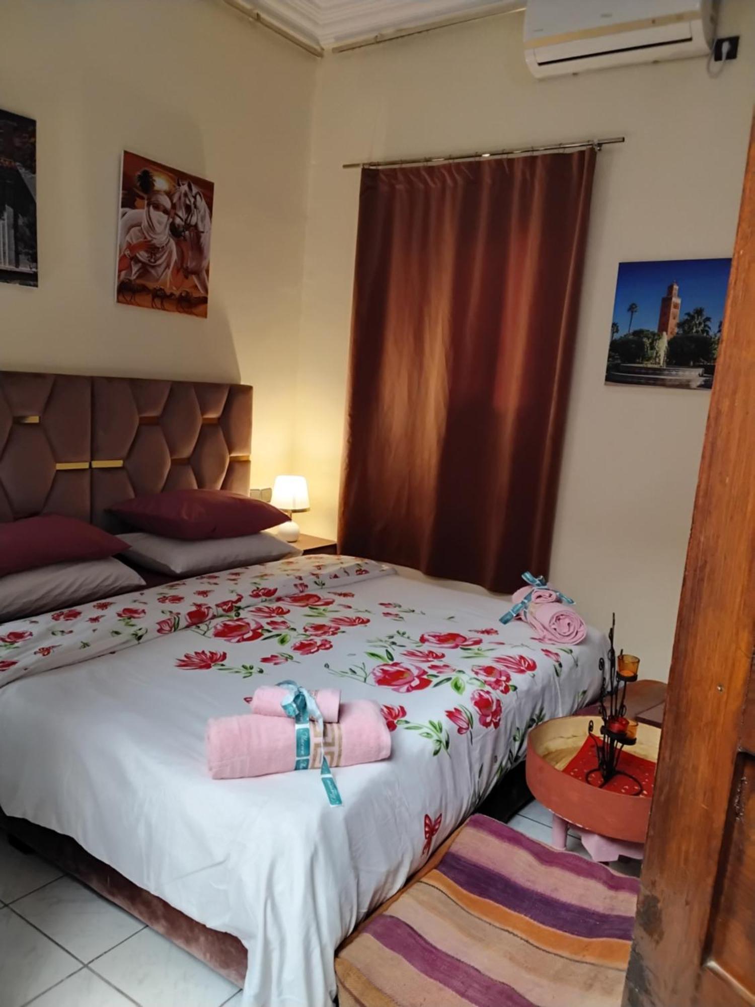Riad Ramona Lqariya Seyaheya Marrakesh Buitenkant foto